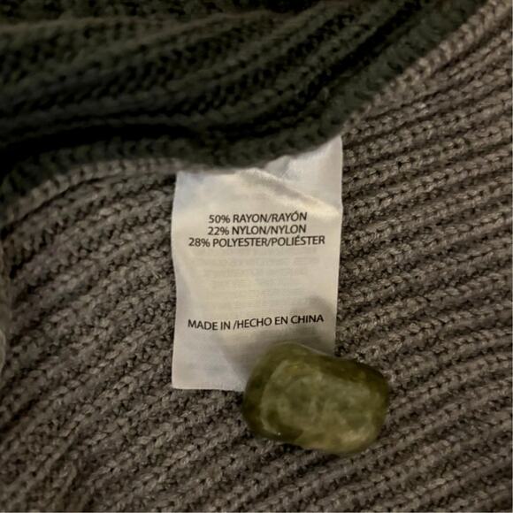 NYC Knits Cropped Cardigan Gray Green Yellow Stripes Size Large Asymmetrical - Picture 5 of 5